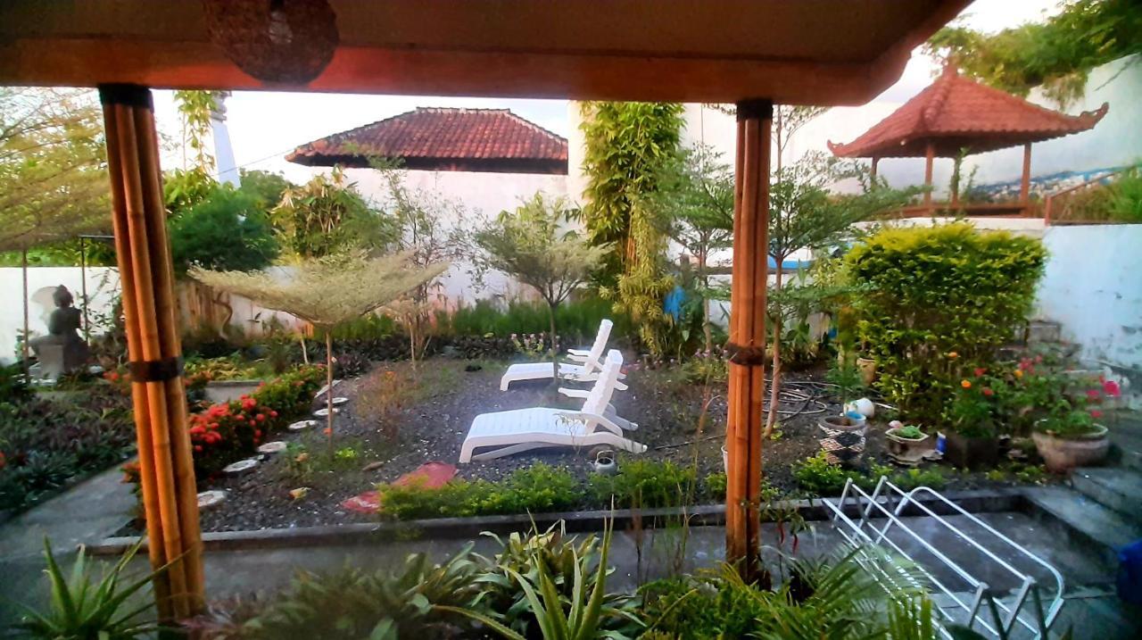 Cantik Villa Lovina Eksteriør bilde